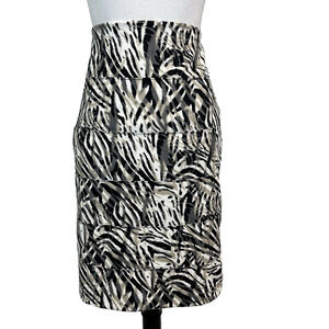 Alfani Skirt size Extra Large Black Gray Stretch Straight Jungle Knee Career